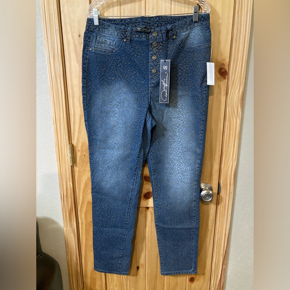 DG2 by Diane Gilman Blue Denim Skinny Jeans with Subtle Leopard Print